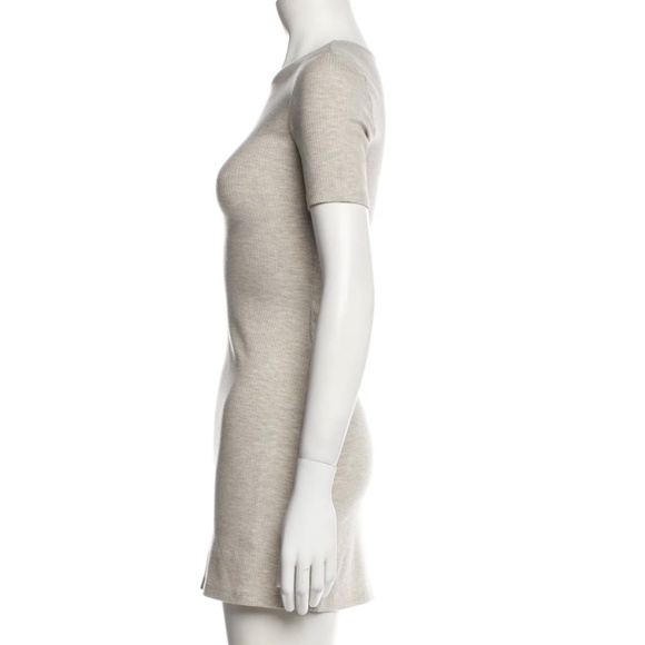 Reformation - Crew Neck Mini Dress Size: XS - Picture 2 of 3